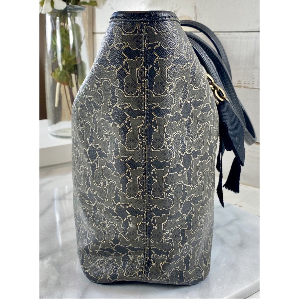 Celine Logo & Carriage Coated Canvas Tote - Picture 4 of 10